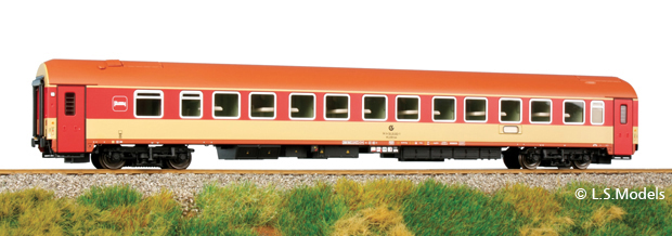 Sleeping car type WLABmee in 1995 livery<br /><a href='images/pictures/Tillig/58025.jpg' target='_blank'>Full size image</a>